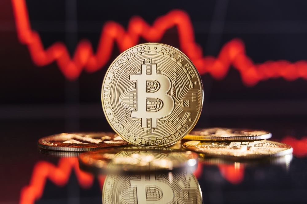Bitcoin Turun, Likuidasi $100 Juta: Apakah Investor ETF Akan Panik?