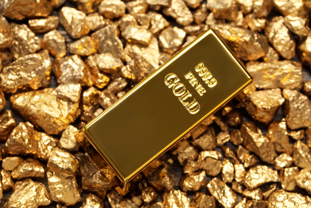 Harga Emas Naik ke Level Tertinggi Lebih dari Satu Bulan