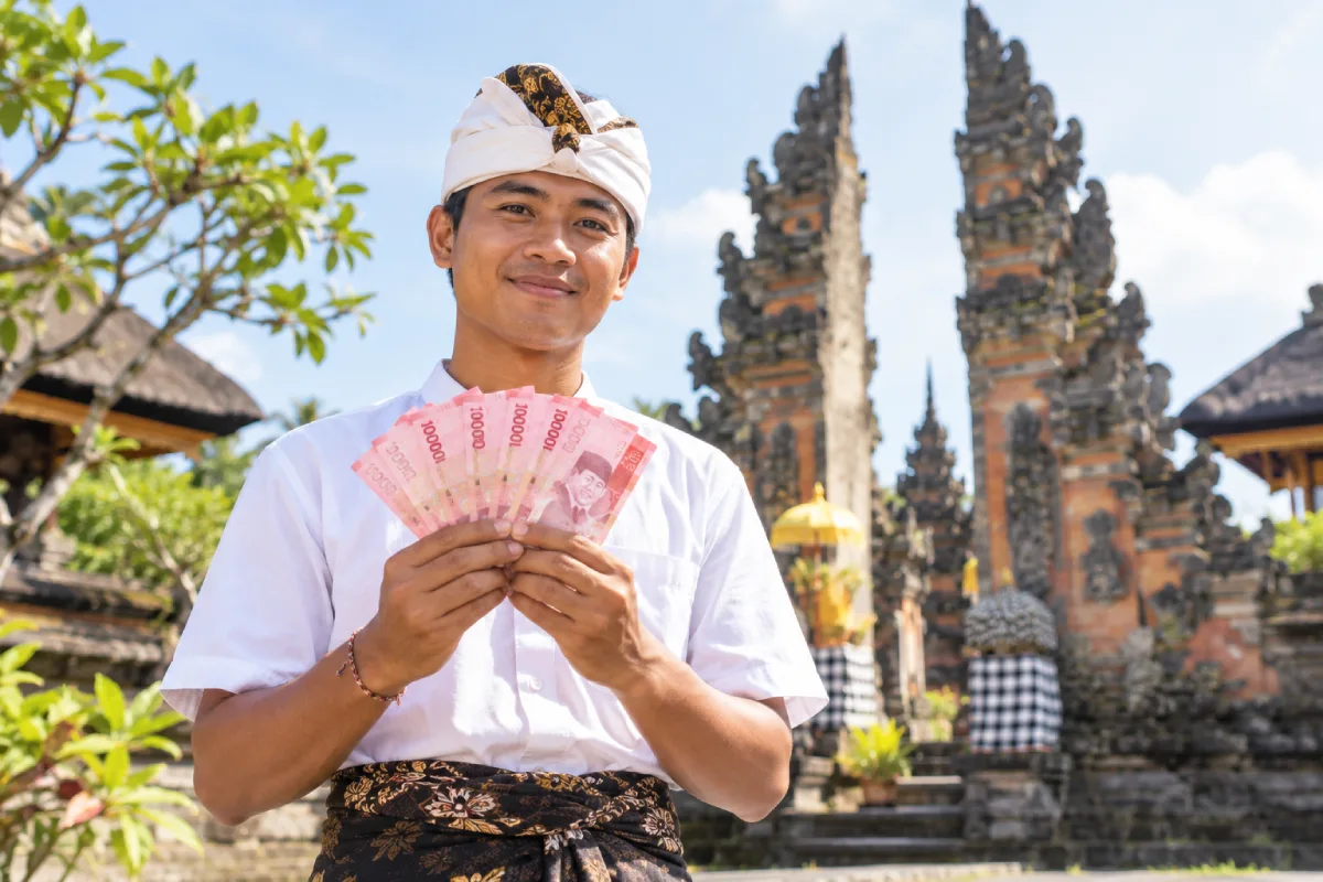 Cara Mengatur Gaji UMR Bali