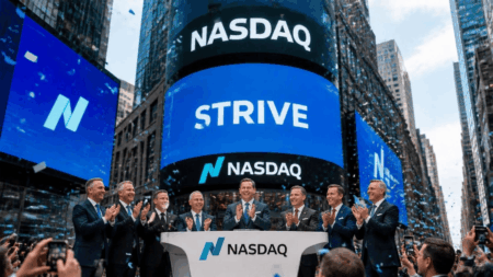 Strive Sukses Tutup IPO SATS di Nasdaq, Cek Hasil Dividen Harian Strive SATS IPO Nasdaq pencatatan saham preferen berdividen harian 15 persen